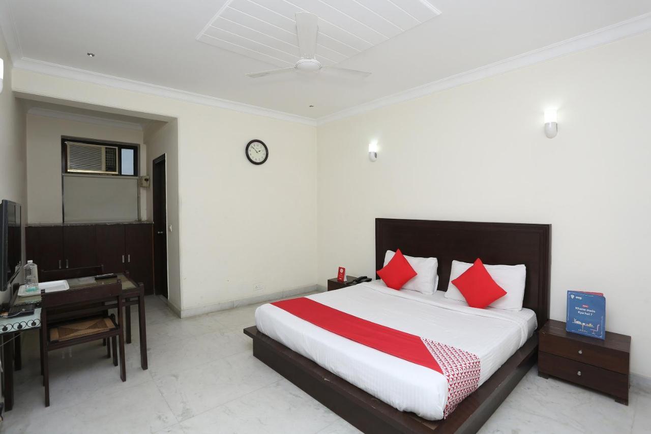 Oyo Hotel Inn Way Сонипат Экстерьер фото