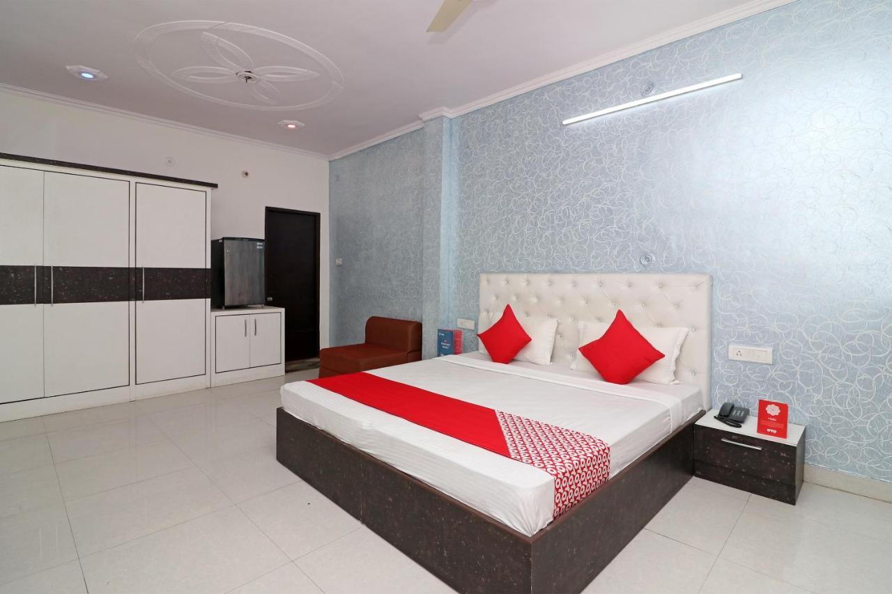 Oyo Hotel Inn Way Сонипат Экстерьер фото