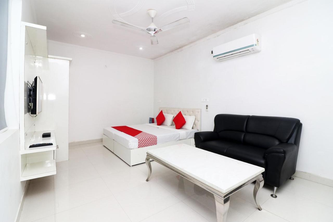 Oyo Hotel Inn Way Сонипат Экстерьер фото